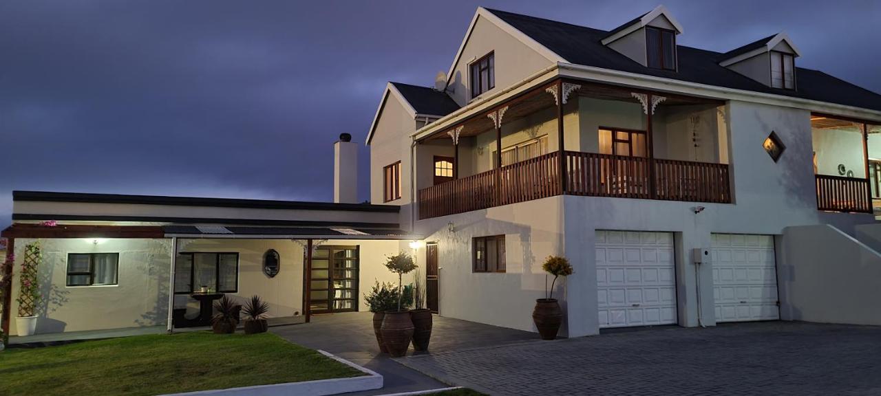 Hotel 7 On South à Bredasdorp Extérieur photo